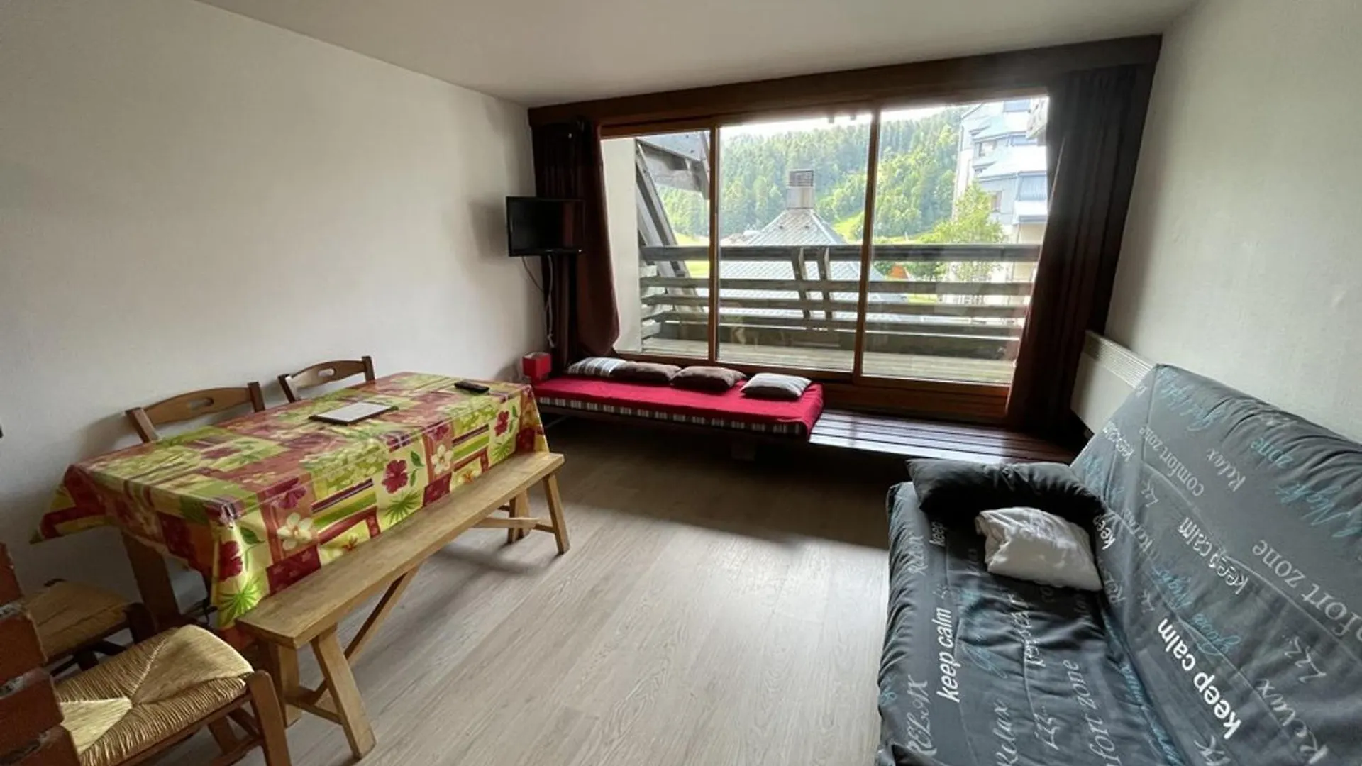 Charmant Studio Avec Balcon, Au Pied Des Pistes Et Commerces - Fr-1-787-24 Laveissiere