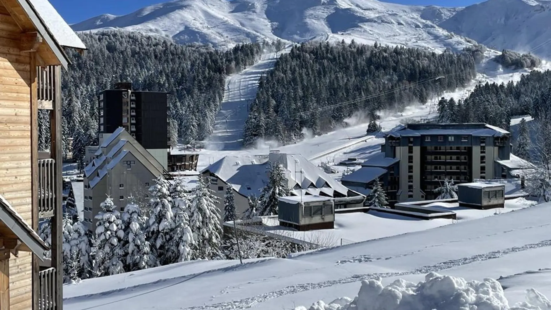 Charmant Studio Avec Balcon, Au Pied Des Pistes Et Commerces - Fr-1-787-24 Laveissiere France
